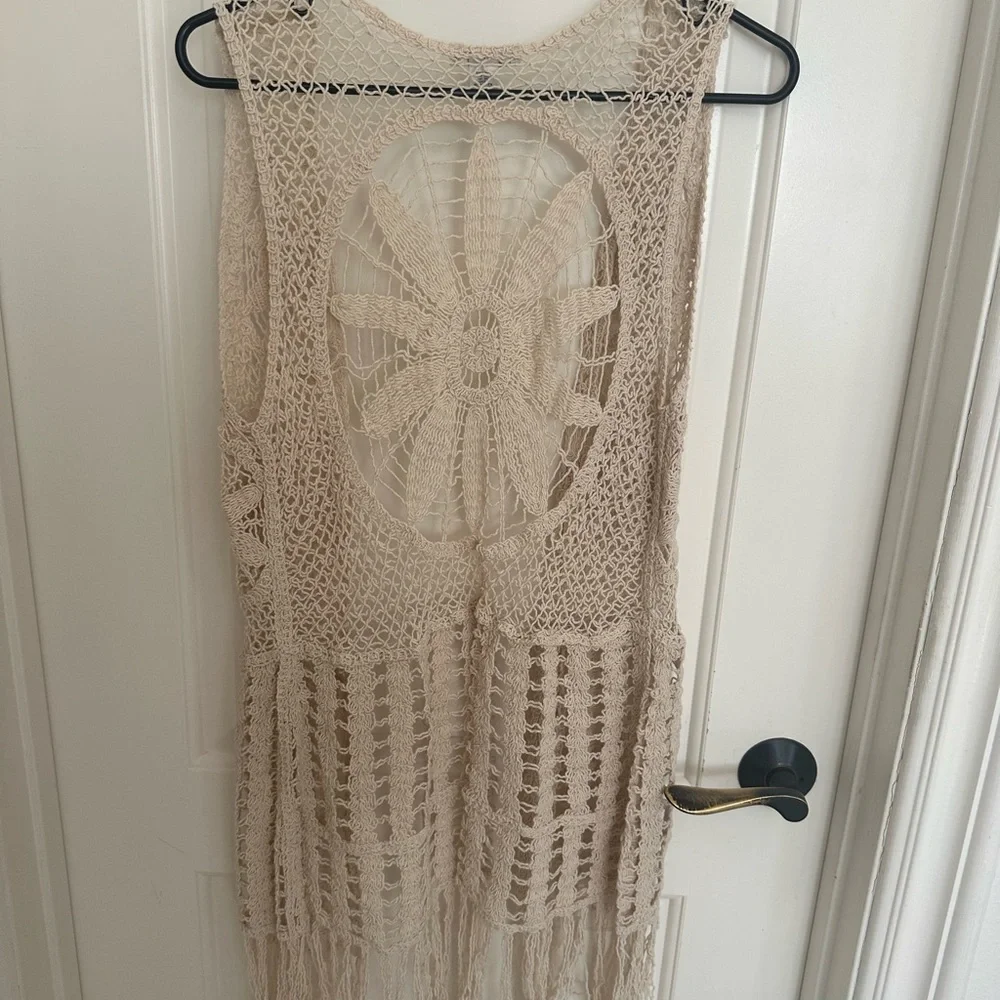Cato boho crochet sleeveless vest with fringe western boho size L - Picture 2 of 4